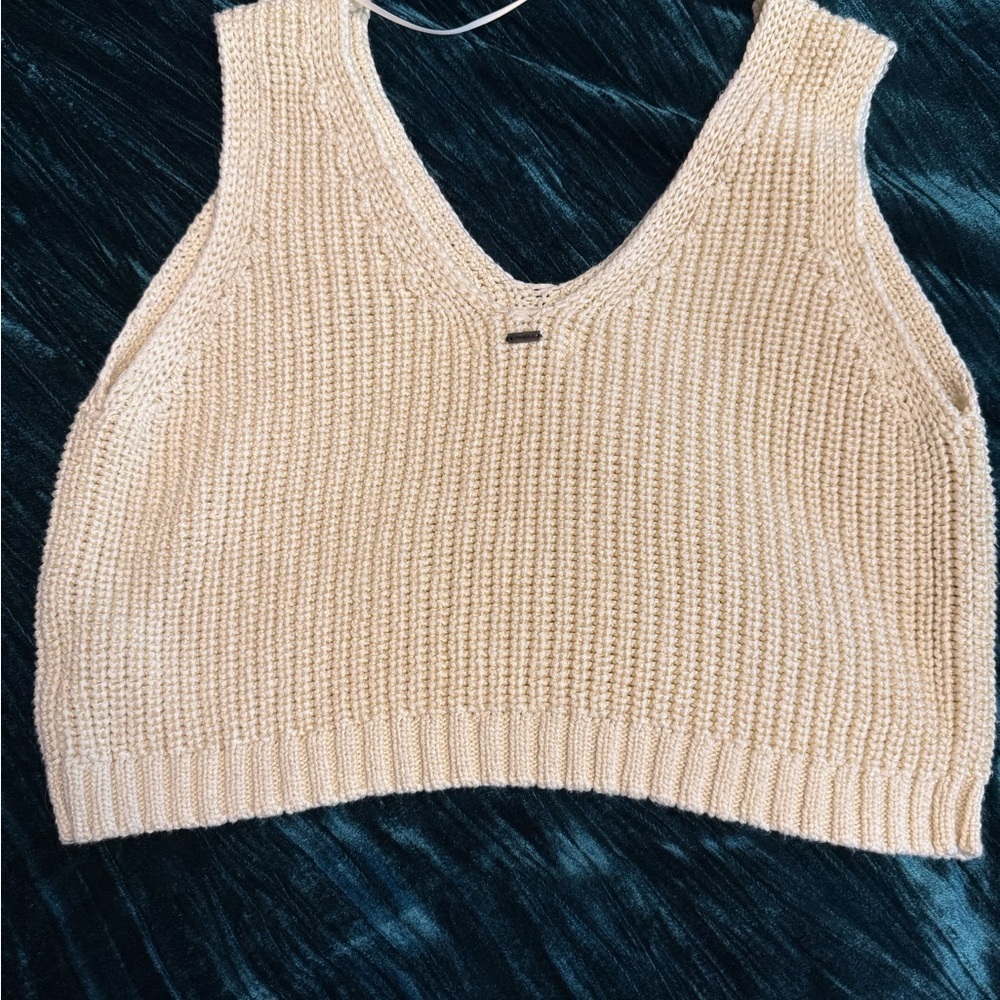 O'Neill Cream Ribbed Crop Tank Top - Picture 2 of 3
